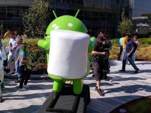 android-marshmallow-statue